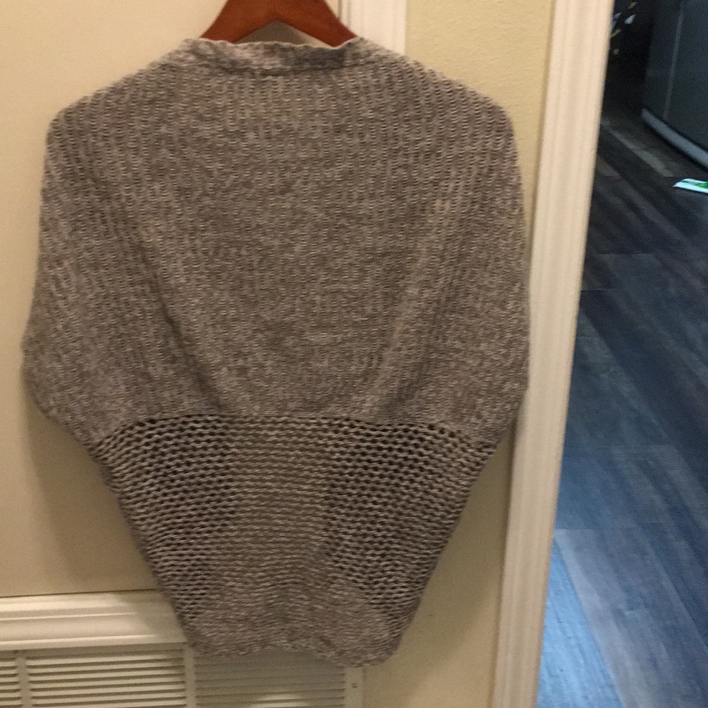 Sweater - Picture 3 of 4